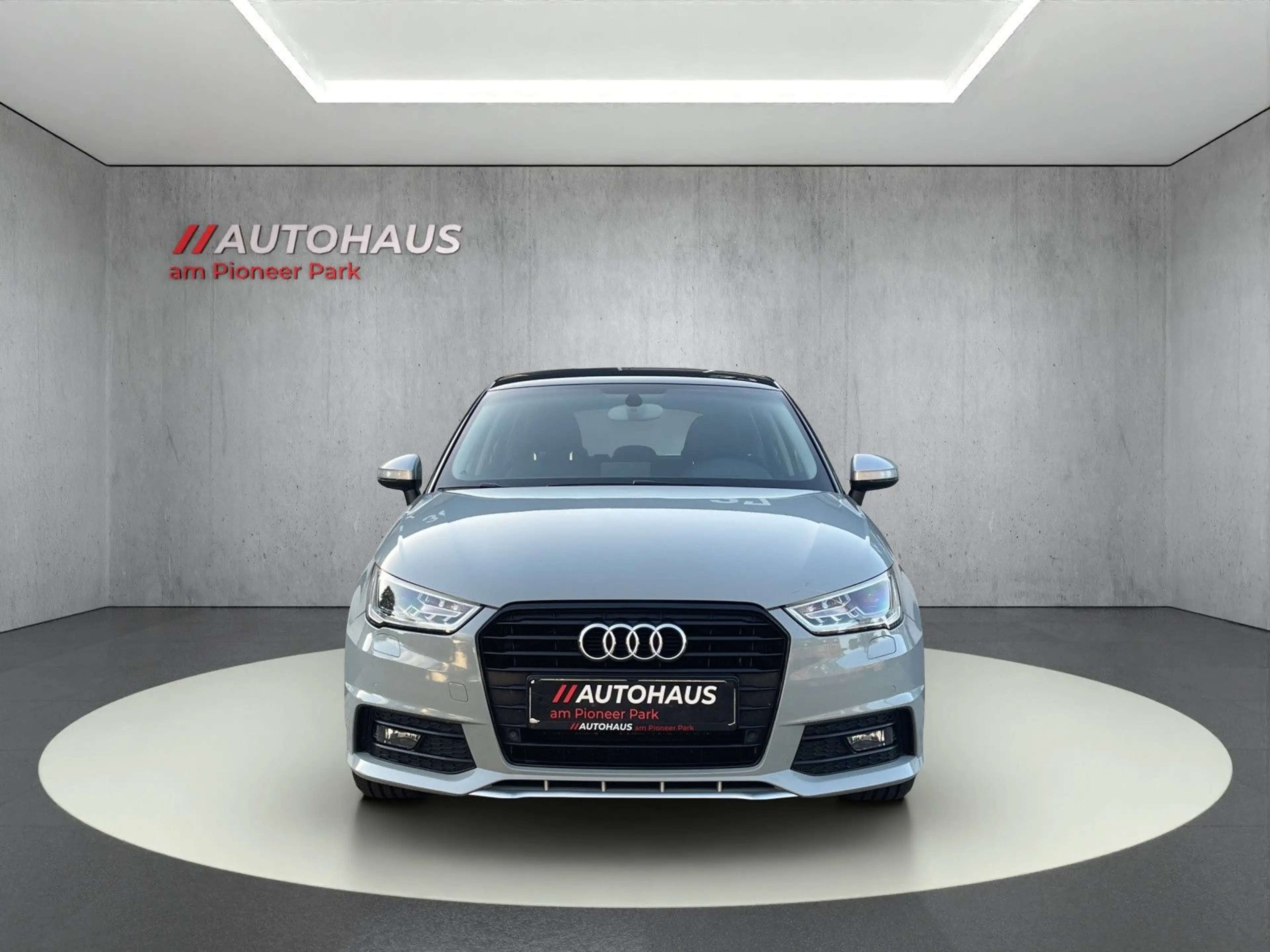 Audi A1 Sportback TFSI*S-Line Sport*GRA*NAVI*SHZ*PDC — photo 8