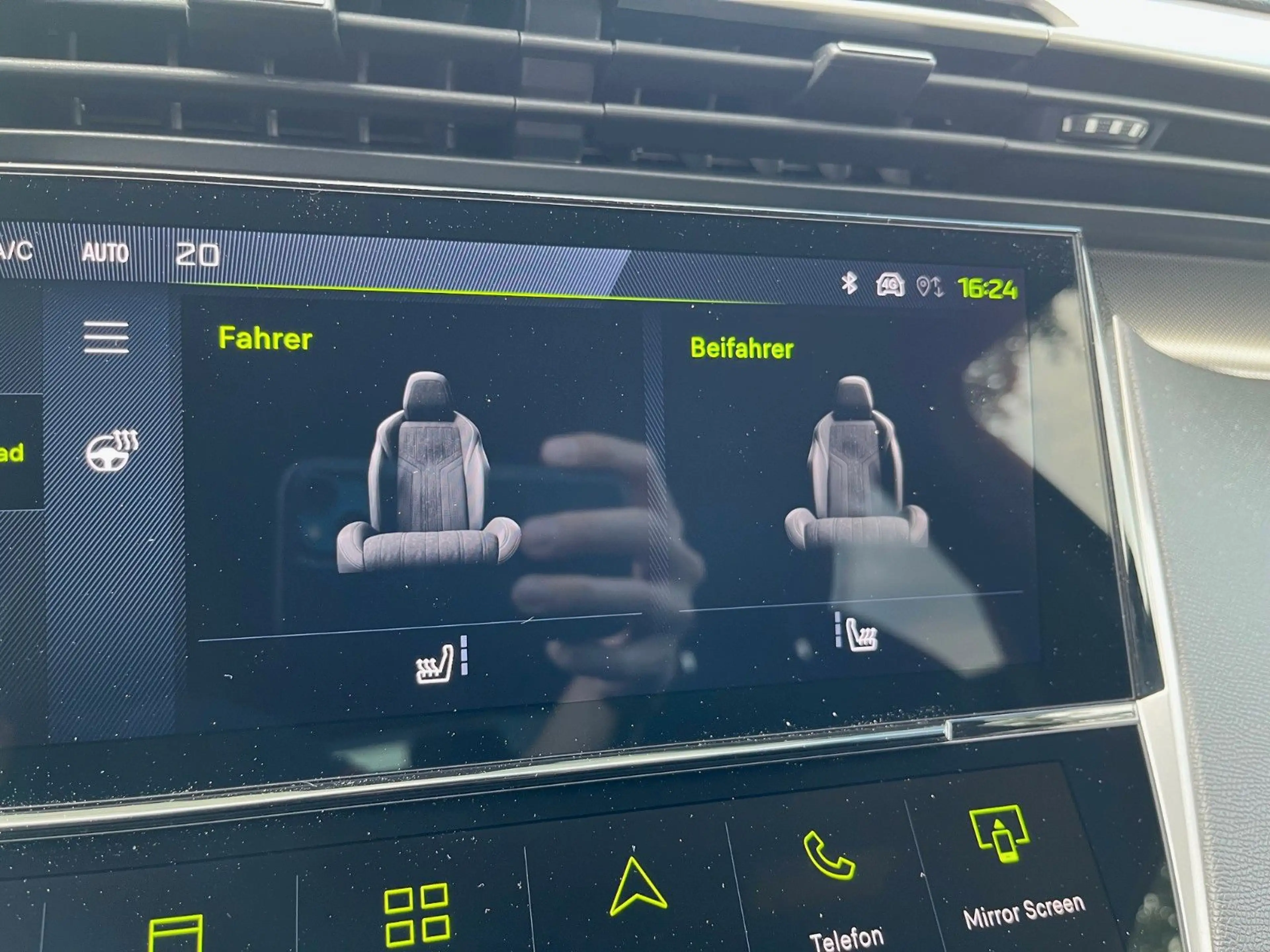 Peugeot 308 SW GT Exclusive — photo 14