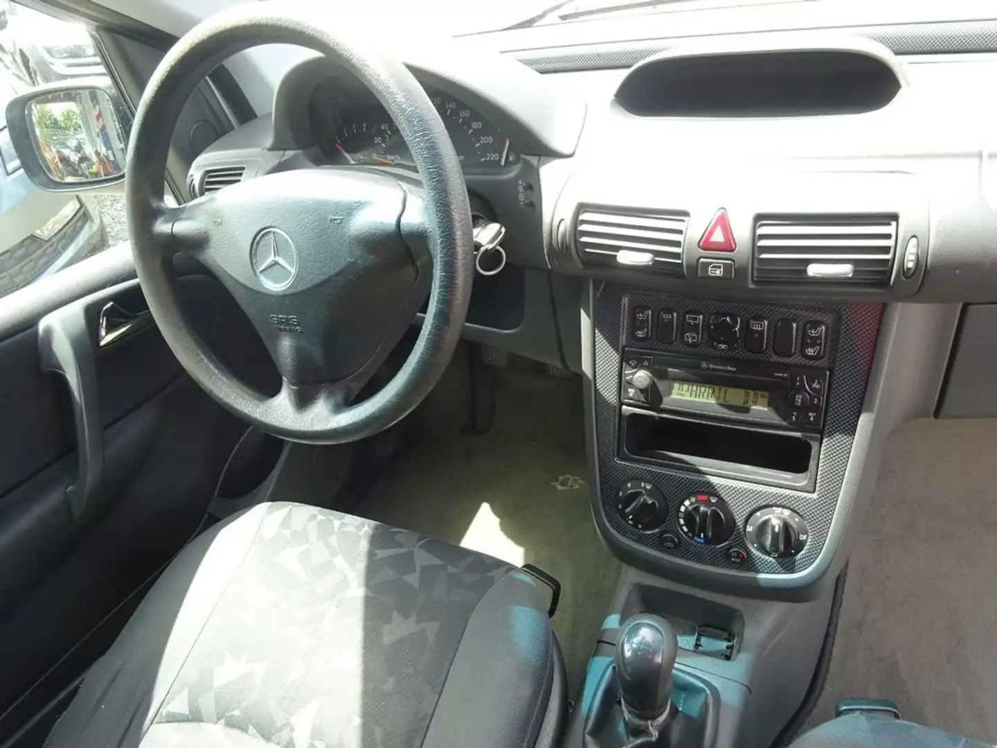 Mercedes-Benz Vaneo 1.7 CDI cat La Vida Argintiu - 2