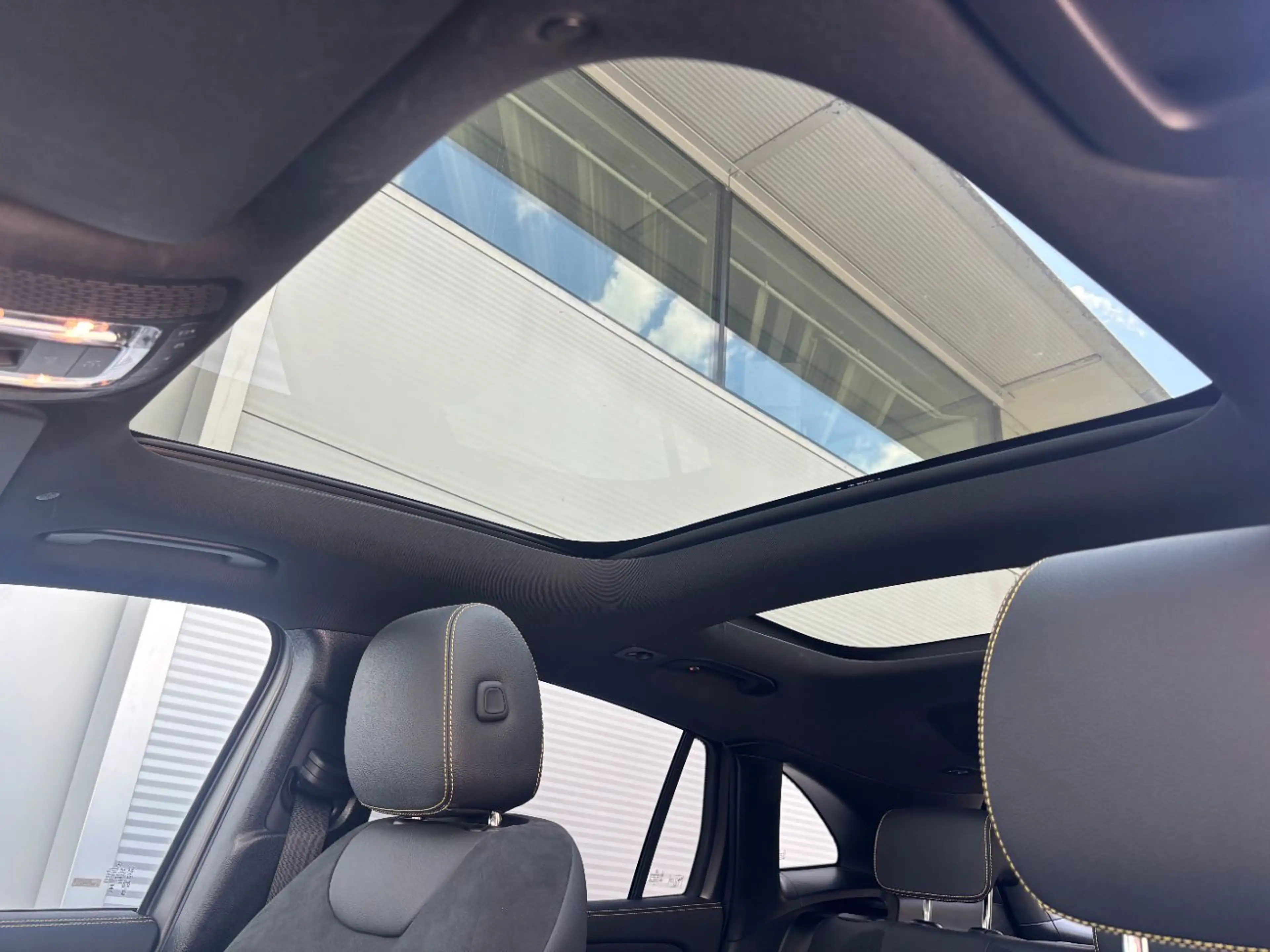 Mercedes-Benz GLA 45 AMG AMG GLA 45 S 4MATIC+ AMG KeyGo MBUX PTS — photo 15