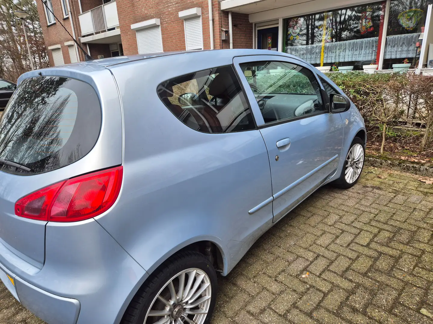Mitsubishi Colt Colt 1.3 Inform Blauw - 1