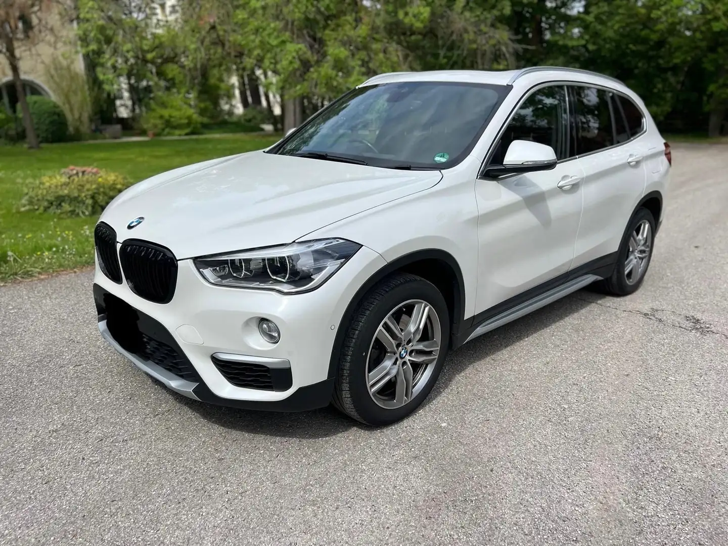 BMW X1 xDrive25i Aut. xLine - 1