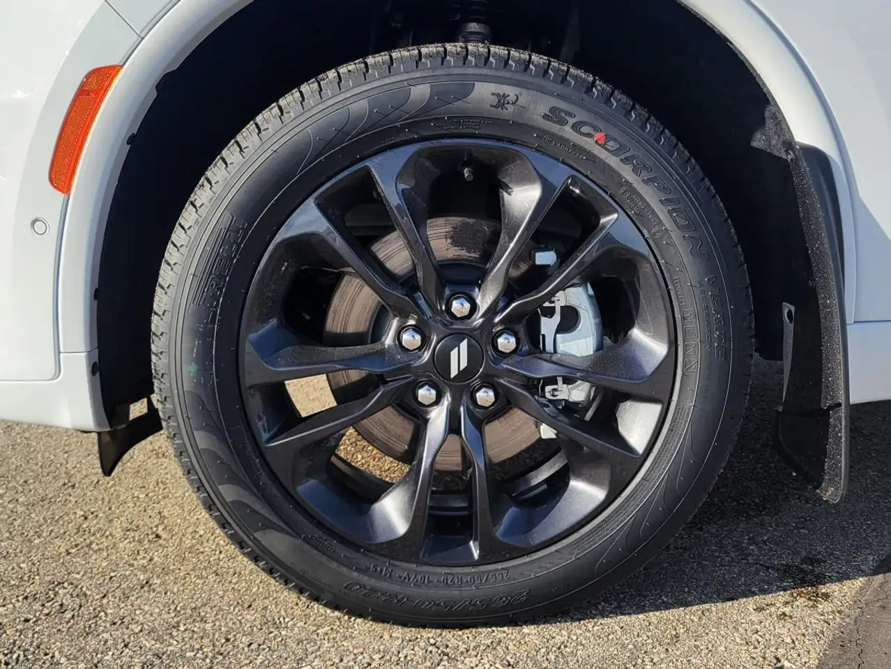 Dodge Durango снимка Dodge Durango