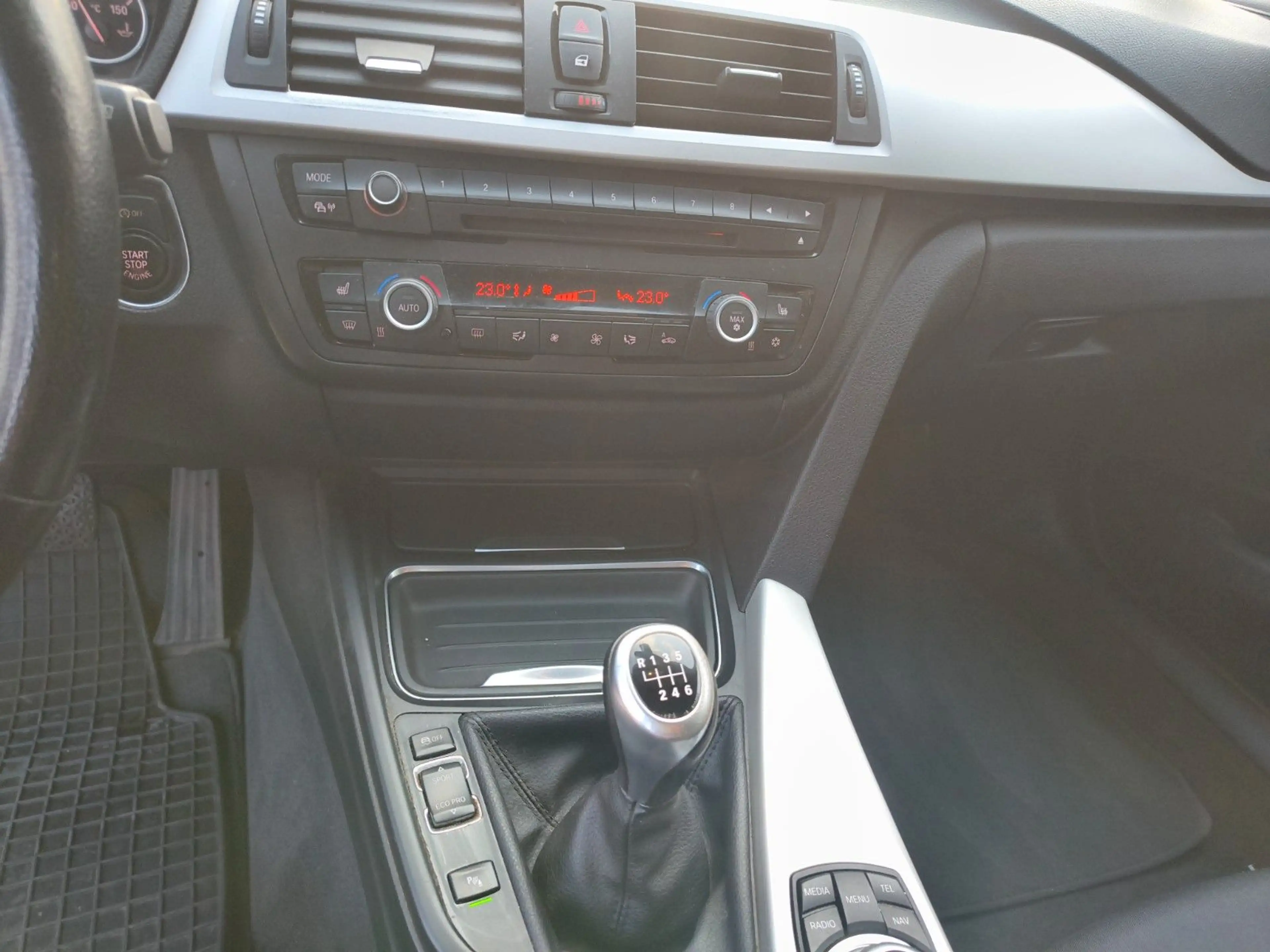 BMW 316 3 Limousine 316 d°Navi°17 Zoll°F30 — photo 12