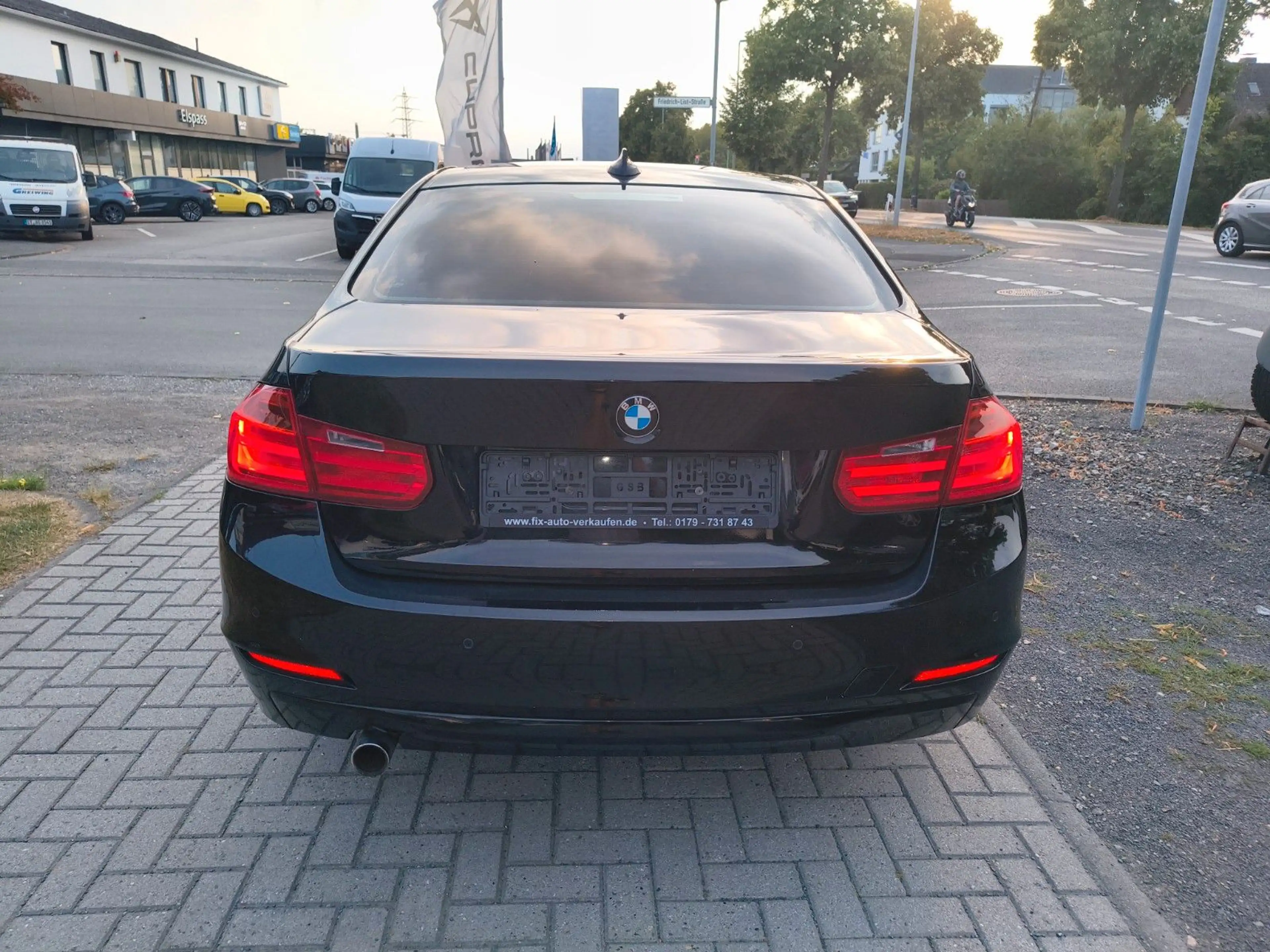 BMW 316 3 Limousine 316 d°Navi°17 Zoll°F30 — photo 6