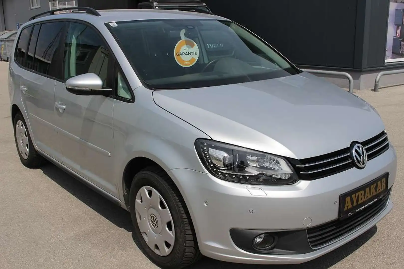 Volkswagen Touran Touran 1,6 BMT TDI Pickerl 01.2026+4Monate Plateado - 2