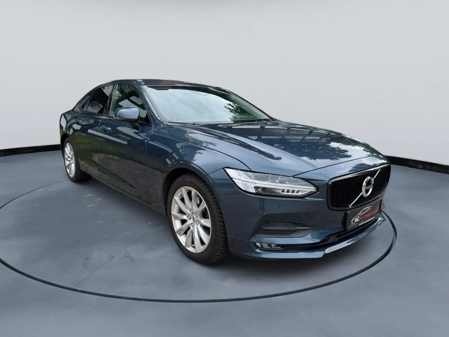 Volvo S90 Lim. Momentum Automatik Apple Carplay LEDER Azul - 1