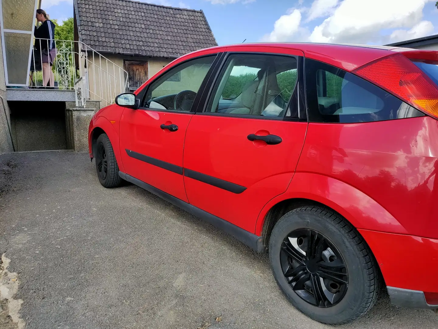 Ford Focus FESTPREIS -015236321177 WhatsApp Rouge - 1