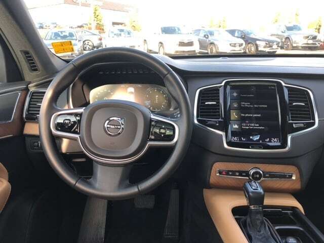 2017 Volvo XC90 AWD 5dr T6 Inscription 7-Passenger alt 4