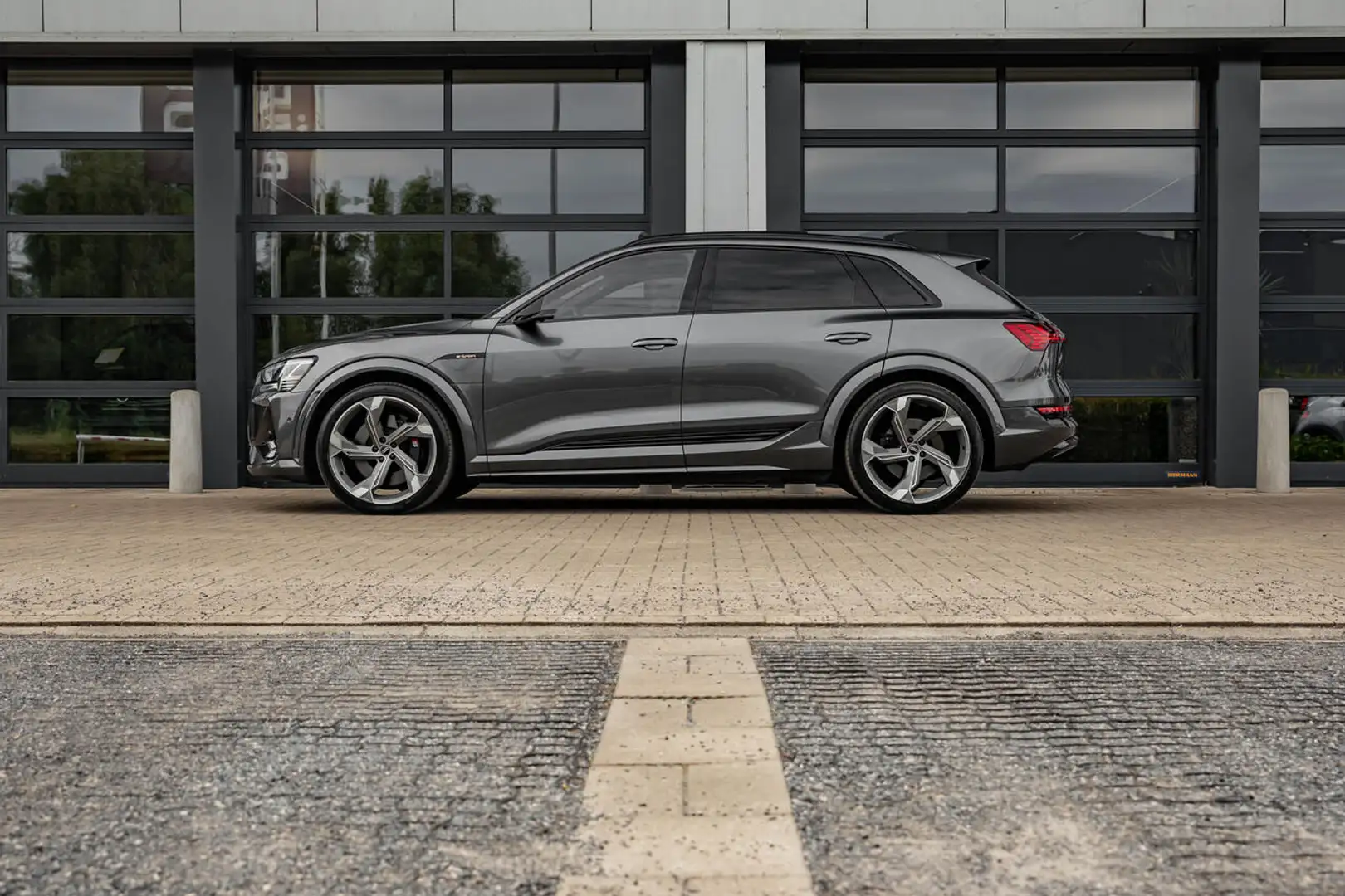 Audi e-tron S - Pano - ACC - Virt. spiegels - B&O - Leder -... Grijs - 2