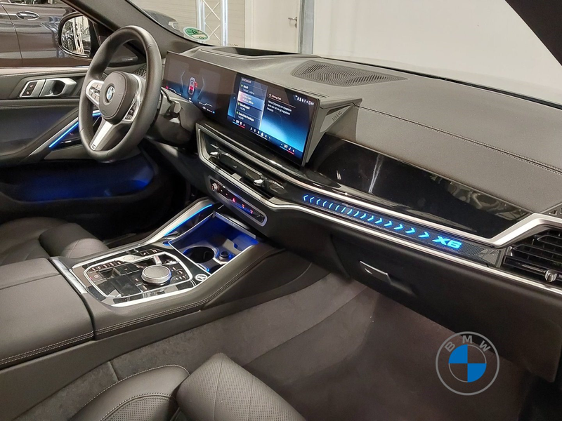 BMW X6 xDrive30d M Sport Pro 22" AHK Skyl. Massage — photo 6