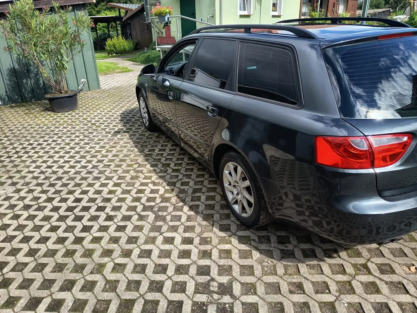 SEAT Exeo Exeo ST 2.0 TDI CRStyle Grau - 1
