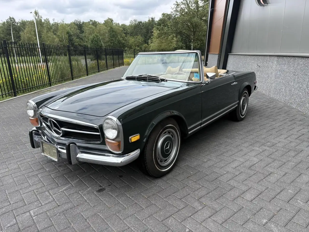 Mercedes-Benz SL 280 W113 Pagode, foto 4