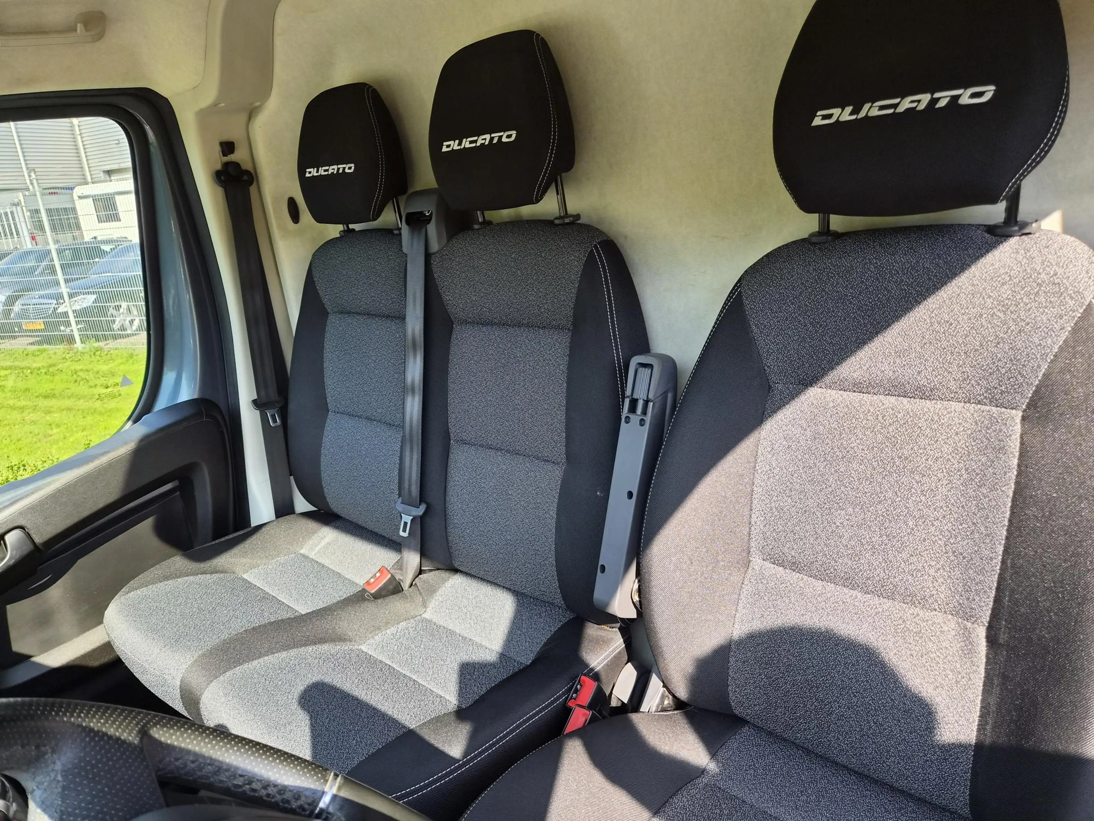 Fiat Ducato 33 2.3 MultiJet L2H2 — photo 8
