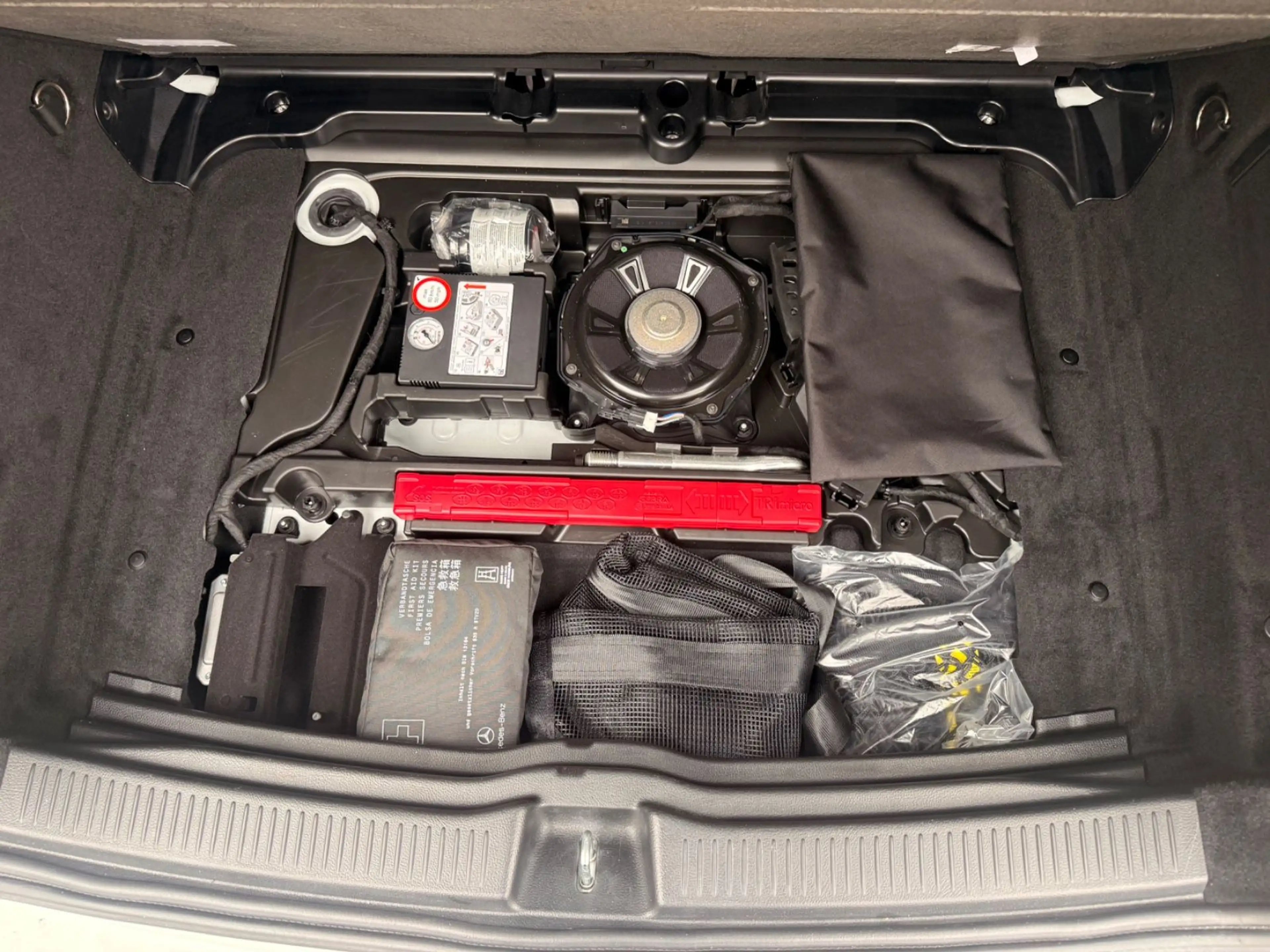 Mercedes-Benz B 220 4Matic*Navi*SZH*Schaltw.*Schiebedach — photo 13