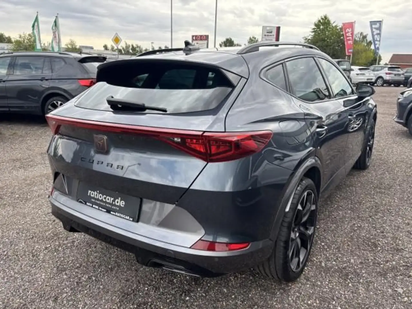 CUPRA Formentor FORMENTOR 1.5 TSI DSG 5 J. GAR.* NAVI SHZ ASS Grau - 2