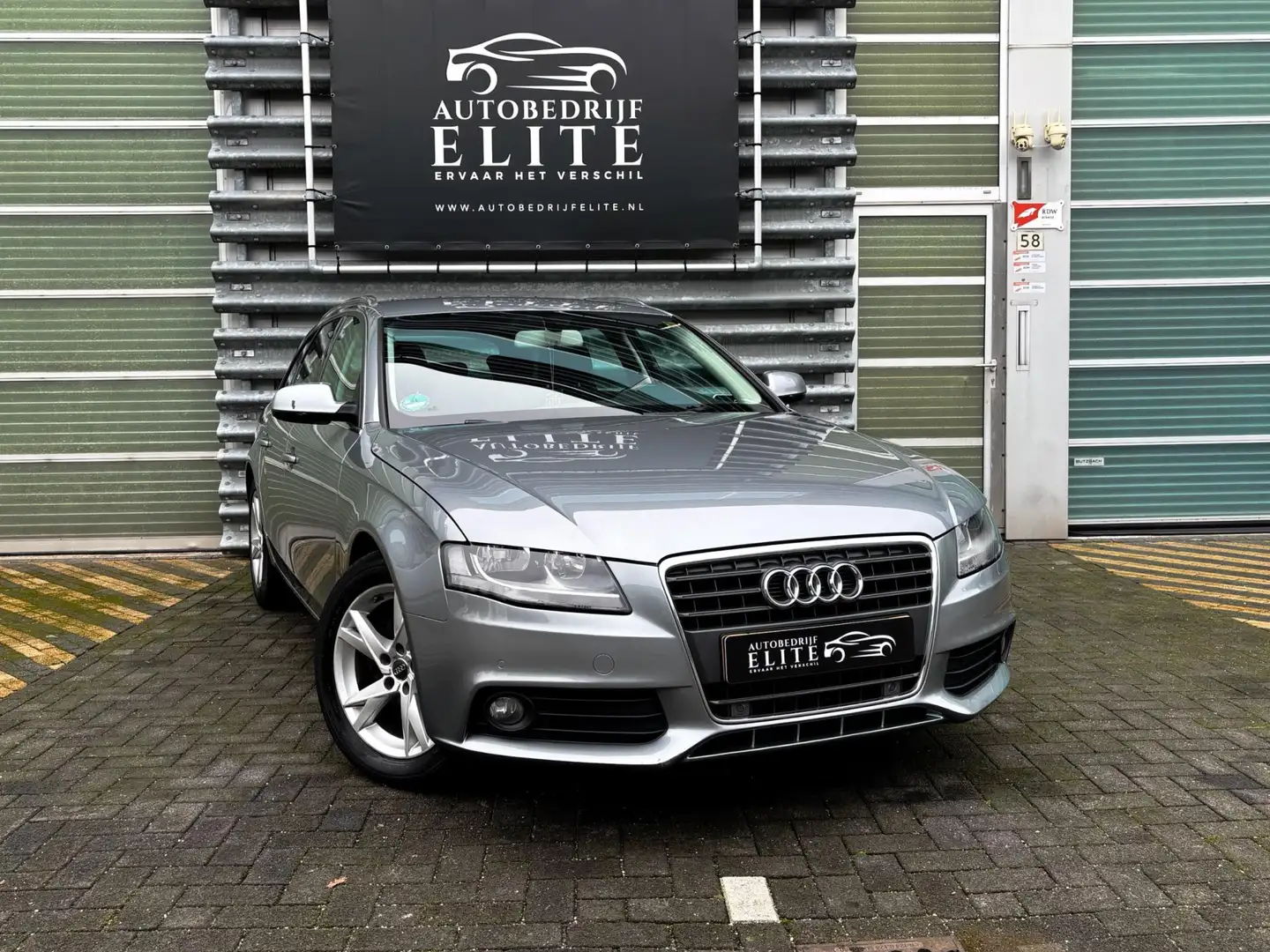 Audi A4 Avant 1.8 TFSI Pro Line S|Automaat|PDC|Stoelverwar Grigio - 1