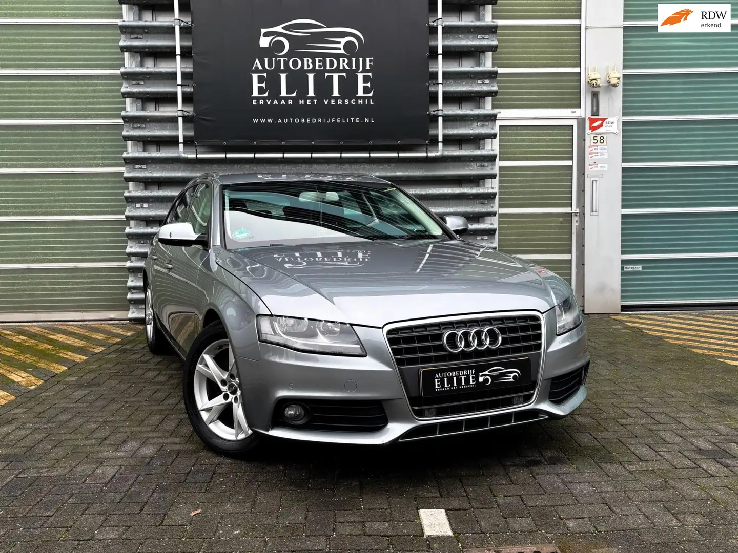 Audi A4 Avant 1.8 TFSI Pro Line S|Automaat|PDC|Stoelverwar Grijs - 1
