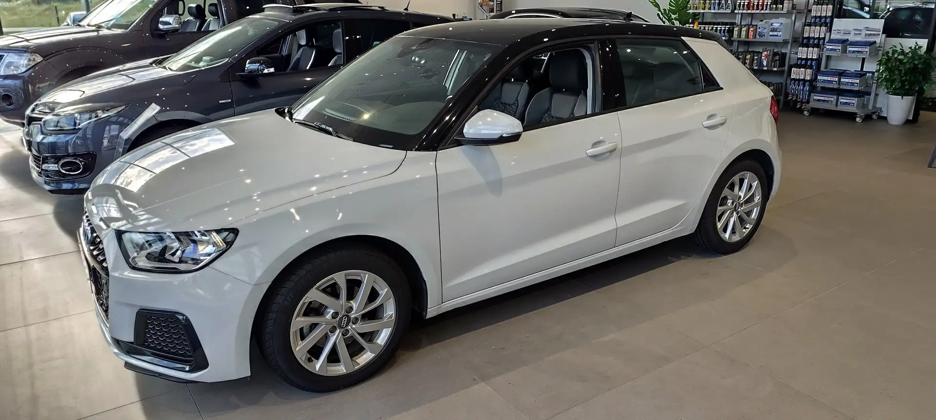 Audi A1 A1 Sportback 35 TFSI 150 ch S tronic 7 Design Blanc - 1