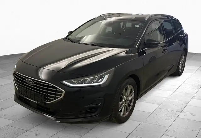 Ford Focus view 2