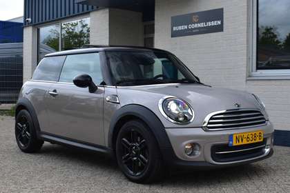 MINI Cooper Mini 1.6 Baker Street | Pano | Stoelverwarming | S