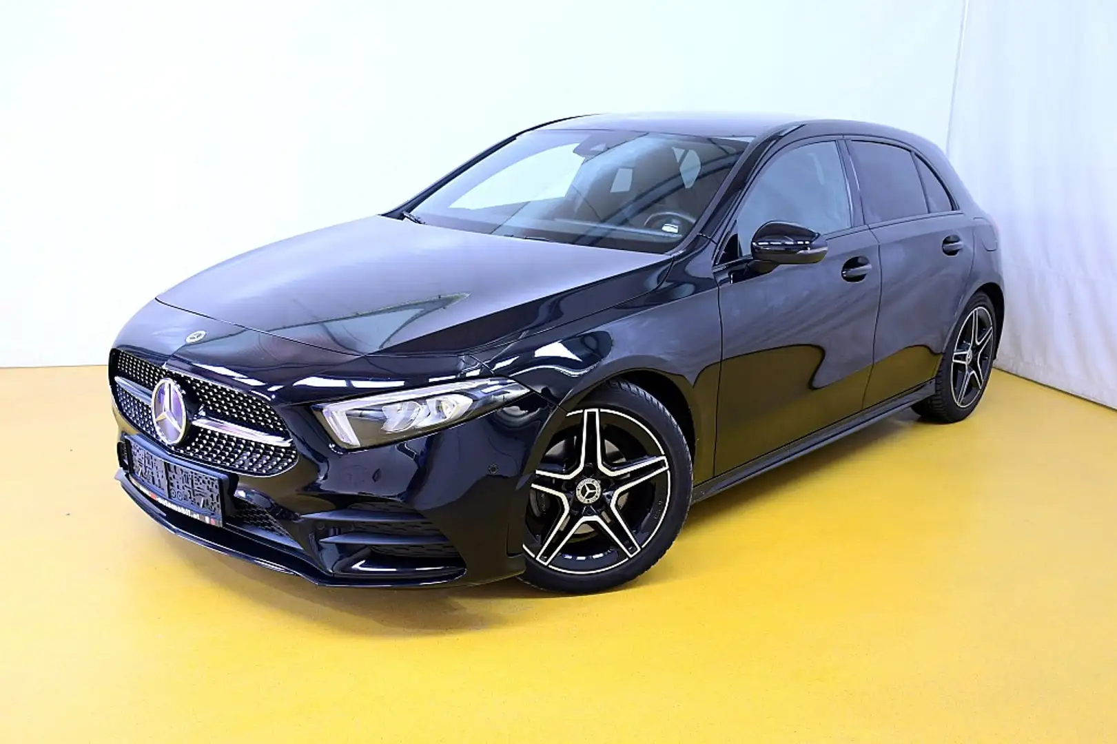 Mercedes-Benz A 180 d Aut. Negro - 1