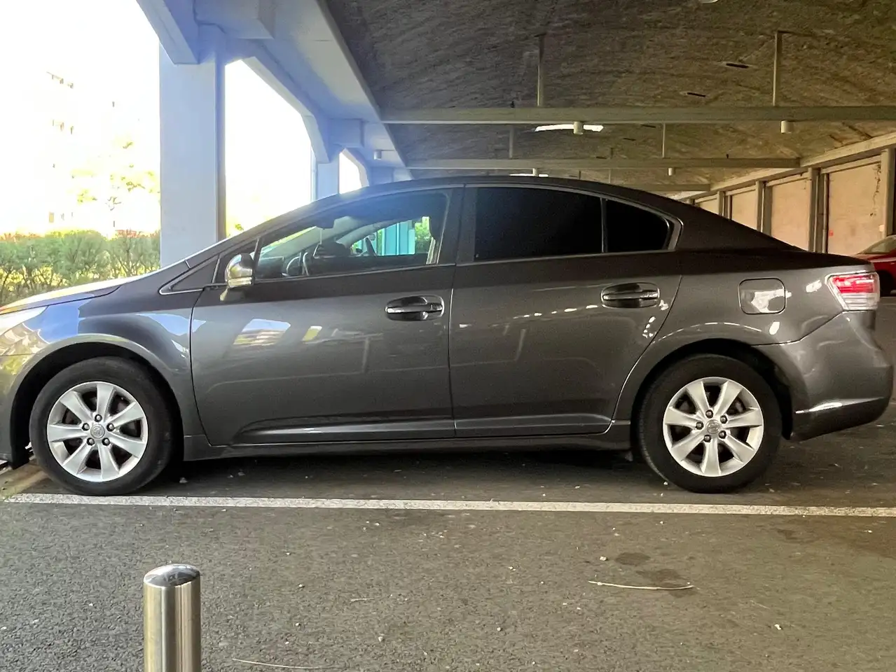 Toyota Avensis 130 VVT-i LinÃ©a Sol A