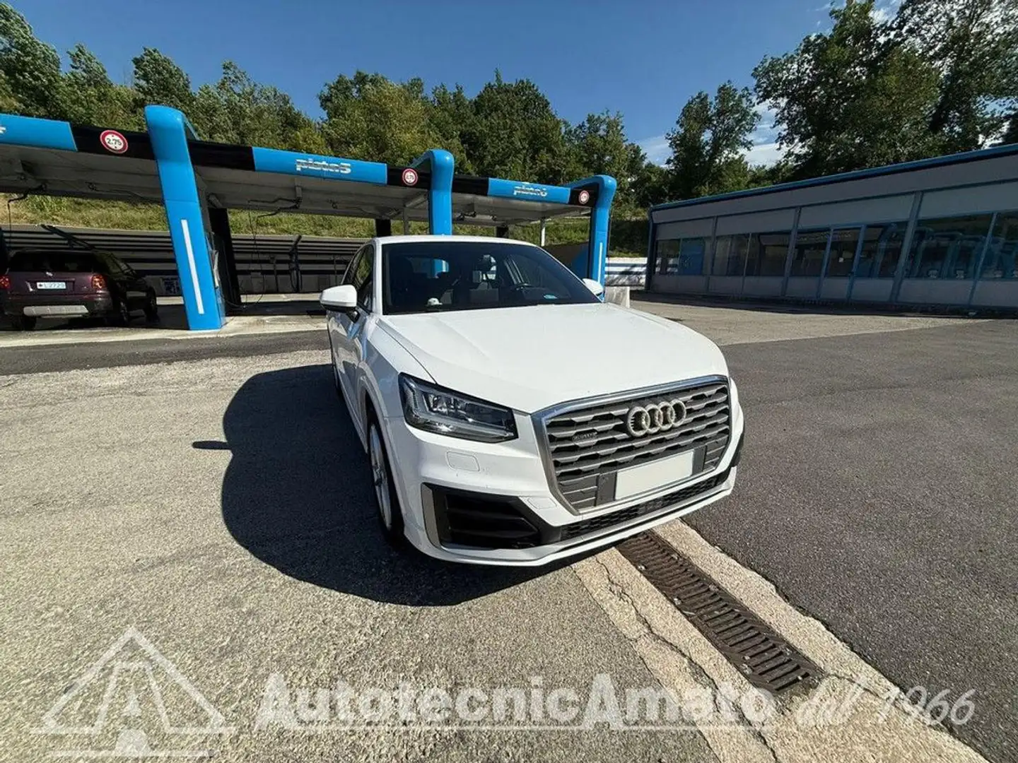 Audi Q2 2.0 TDI quattro S tronic Bianco - 1