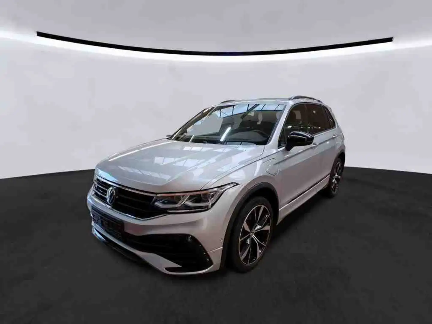 Volkswagen Tiguan R-Line 1.4 eHybrid AHK Black DCC Matrix Area View Silber - 2