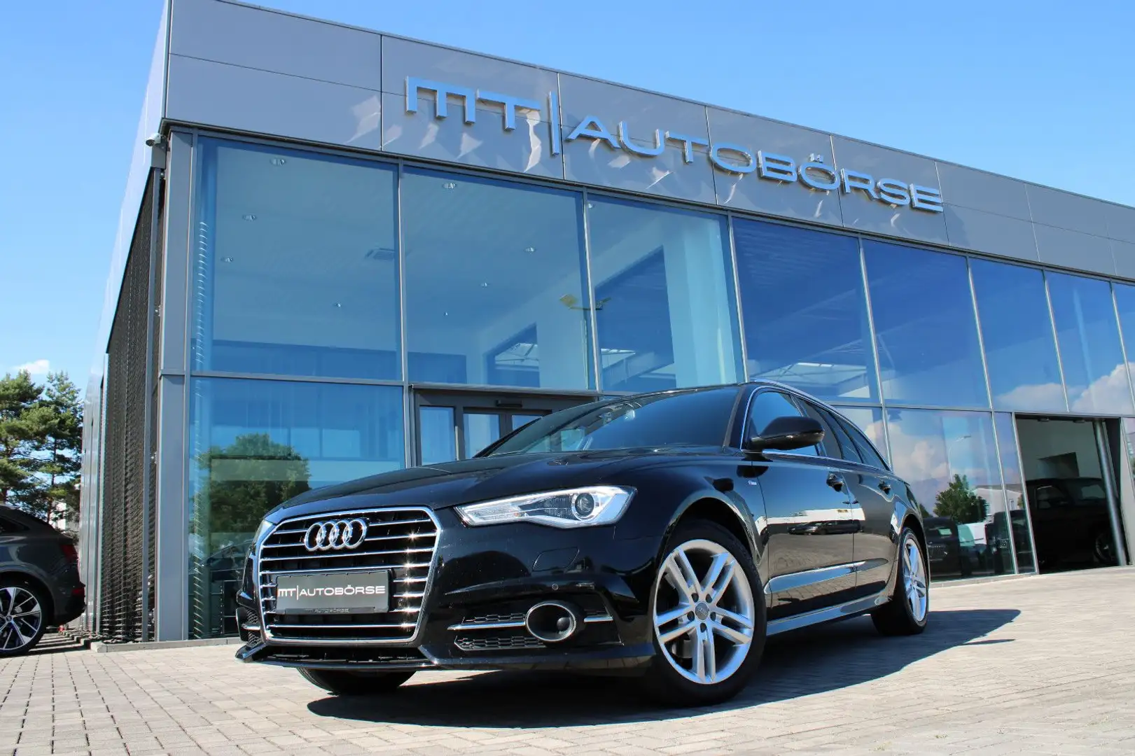 Audi A6 AVANT 2.0 TDI * S LINE * ACC/XENON+/R-CAM/18" Noir - 1
