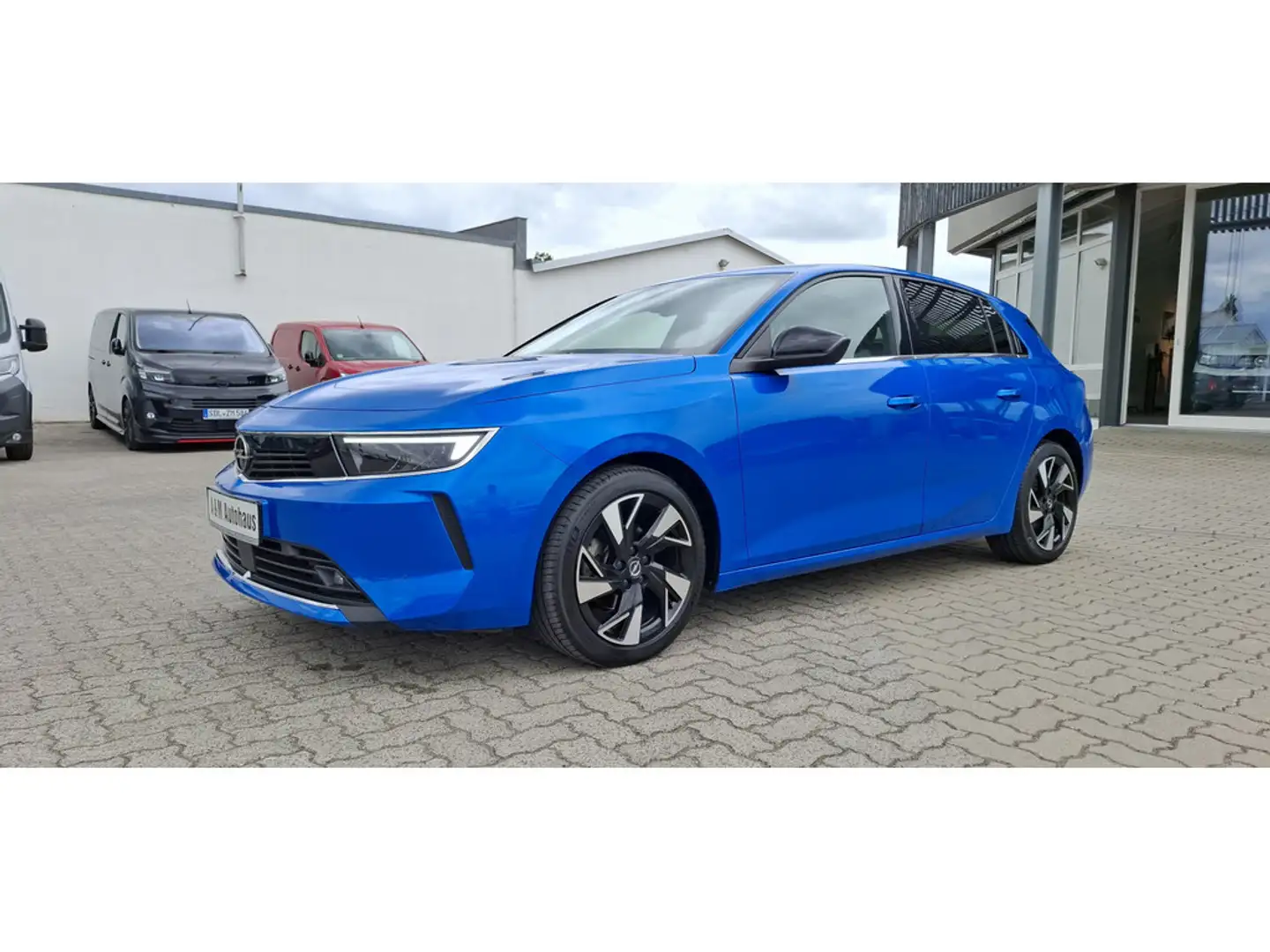 Opel Astra L Lim. 5-trg. 1.2 Elegance SHZ NAVI LED Blau - 1