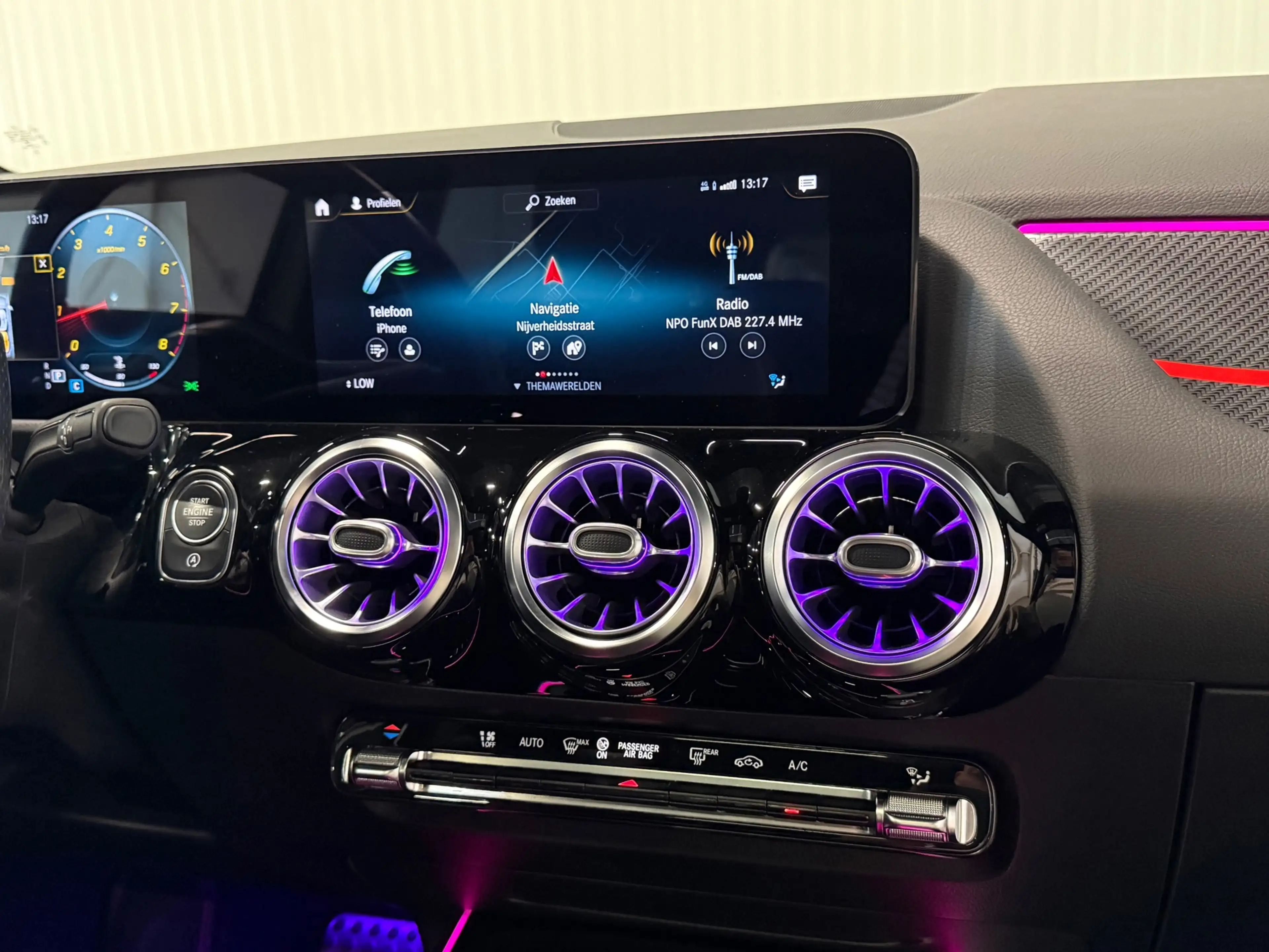 Mercedes-Benz GLA 250 4MATIC AMG Line | EDITION 1 | NIGHT | PANO | AMBIA — photo 17