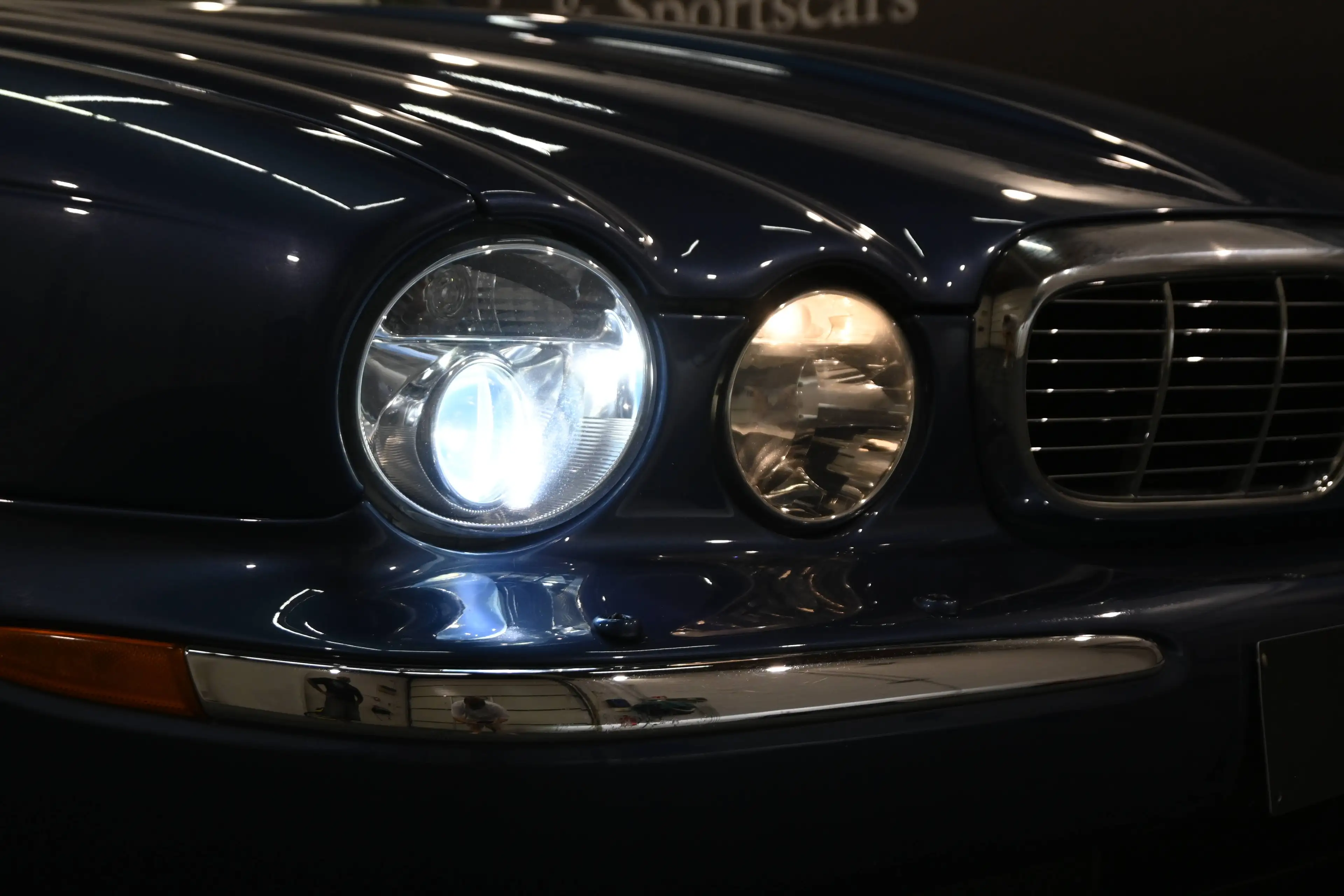 Jaguar XJ XJ6 2.7 Turbo V6 PACK SPORT / CARNET COMPLET JAGUAR OFFICIEL / FULL OFFICIAL JAGUAR HISTORY !! — photo 3