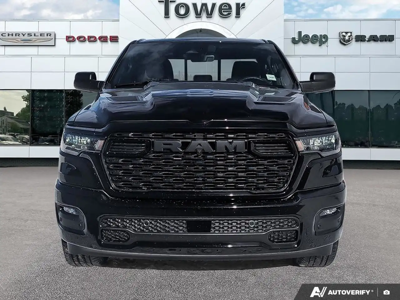 RAM 1500 снимка RAM 1500