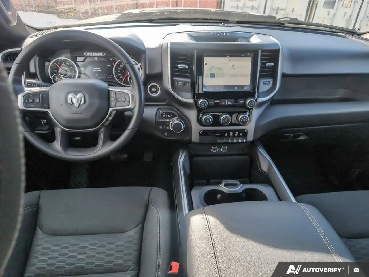 RAM 1500 снимка RAM 1500