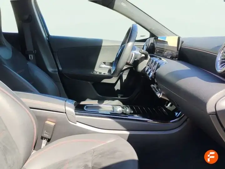 Mercedes-Benz Clase A A 180 (V177) 2024, foto 16