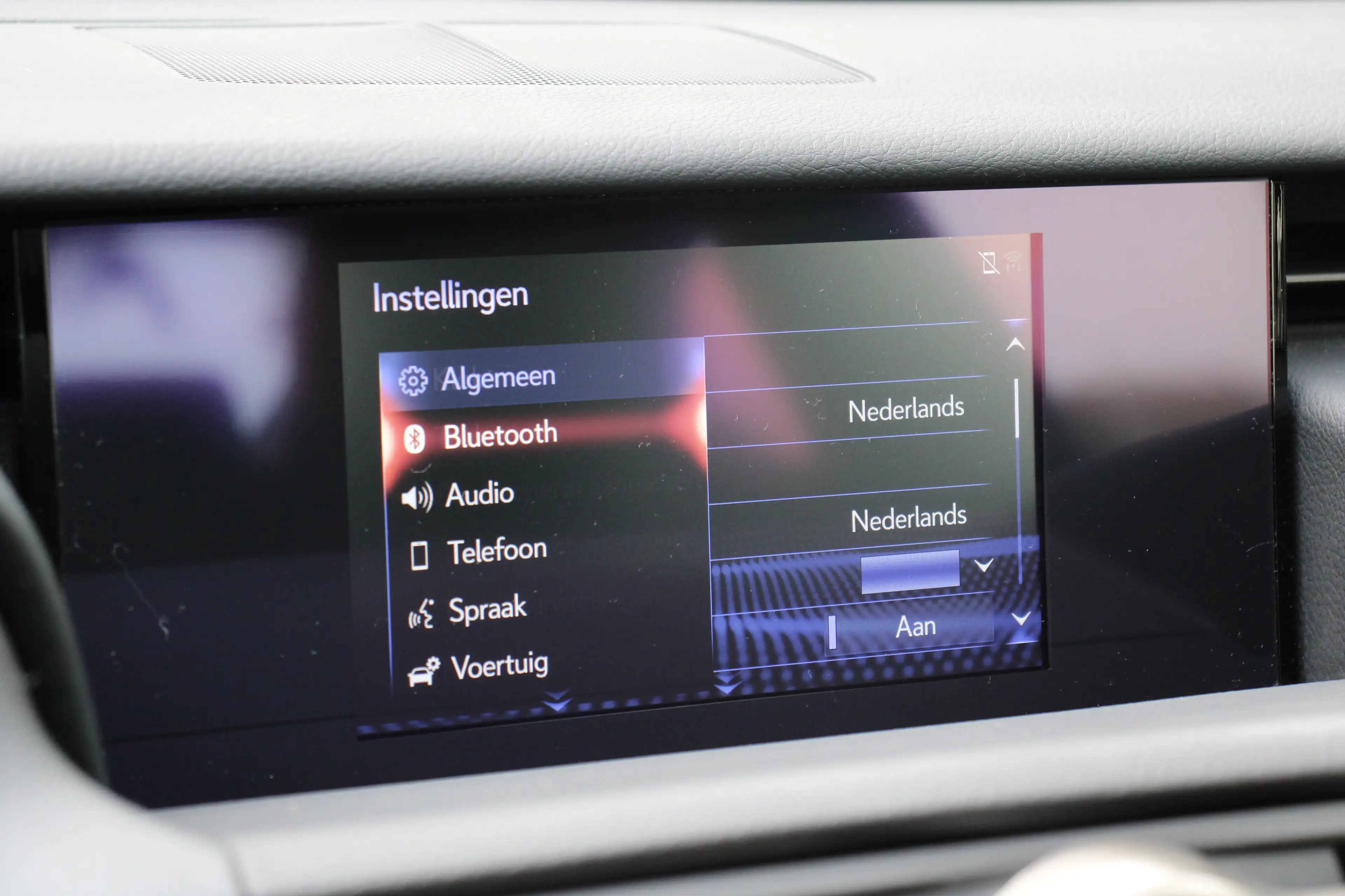 Lexus RC 300h | UNIEK! | CRUISE CONTROL |CAMERA | DODE HOEK DETE — photo 21