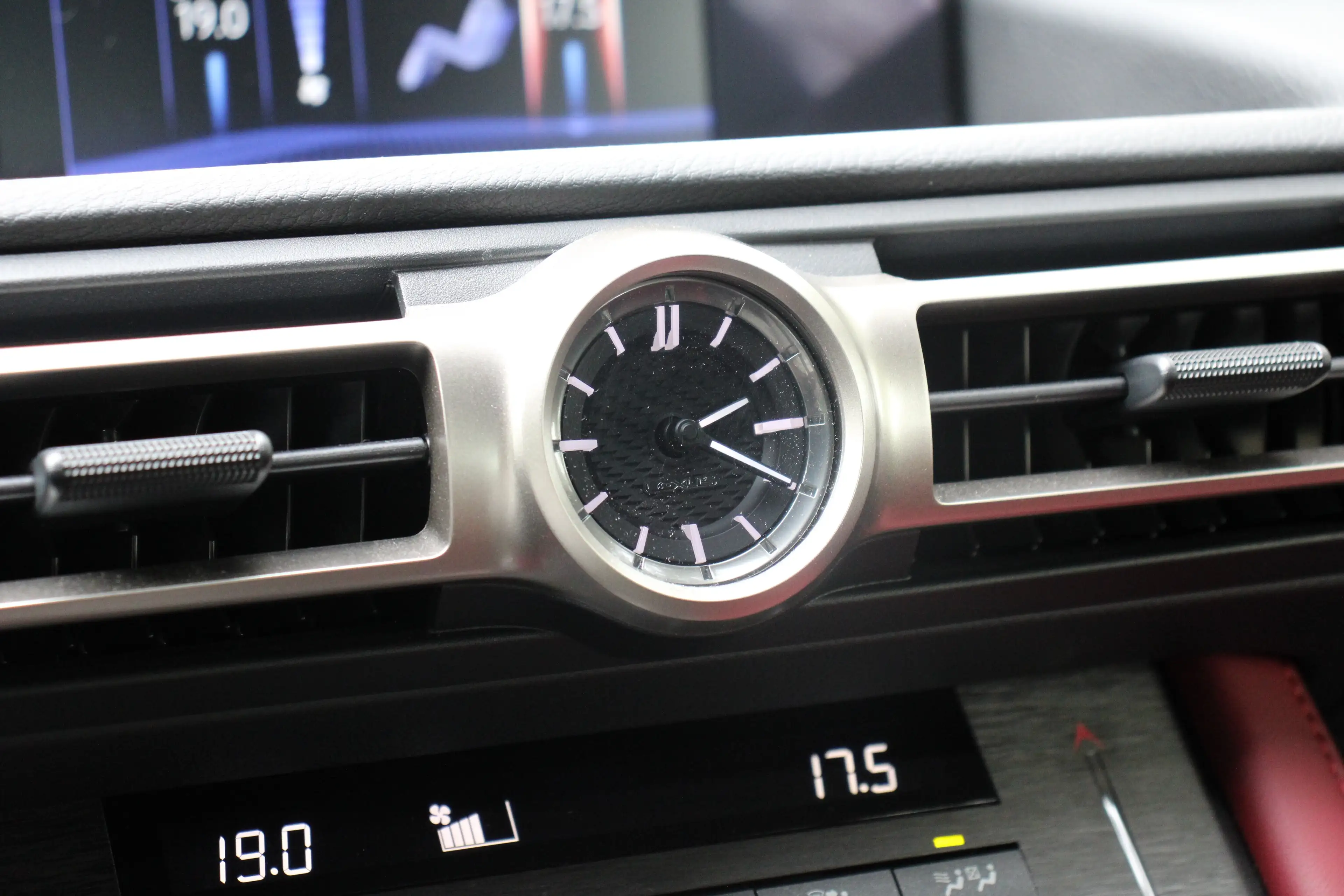 Lexus RC 300h | UNIEK! | CRUISE CONTROL |CAMERA | DODE HOEK DETE — photo 26