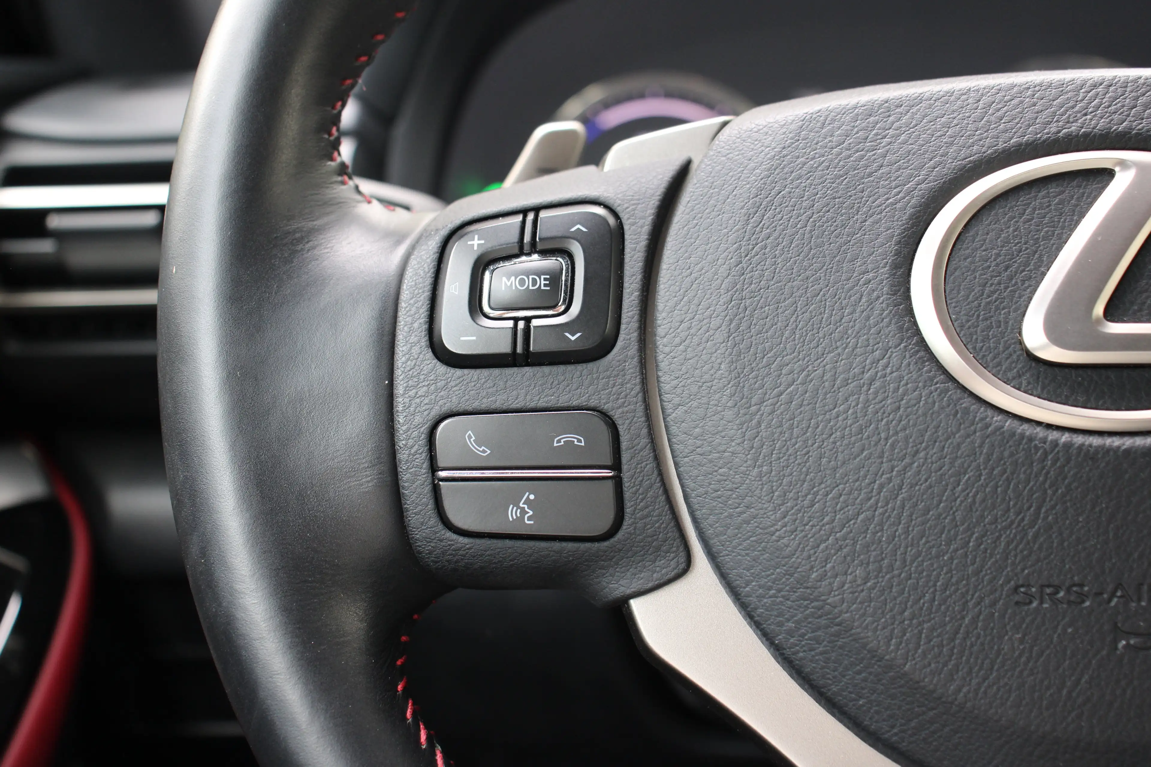 Lexus RC 300h | UNIEK! | CRUISE CONTROL |CAMERA | DODE HOEK DETE — photo 15