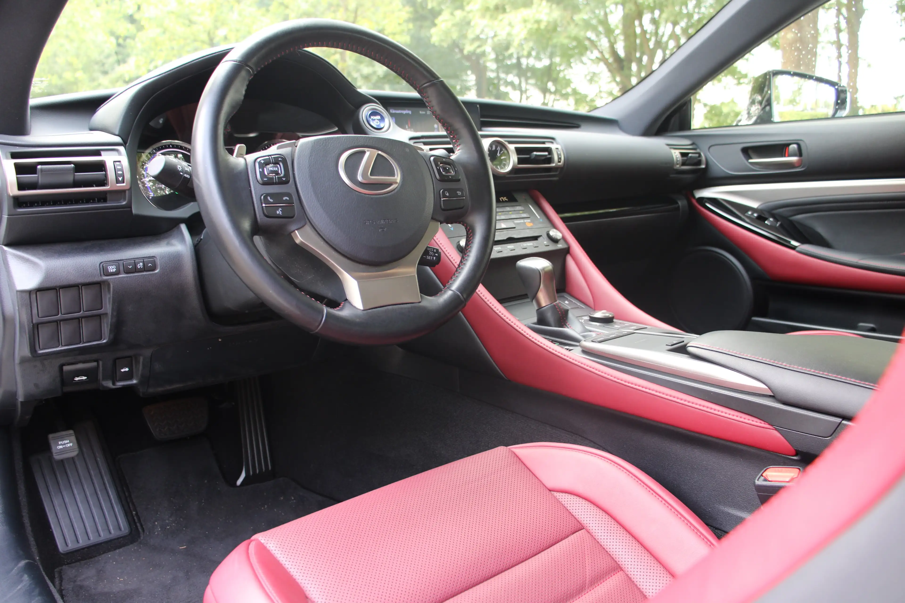 Lexus RC 300h | UNIEK! | CRUISE CONTROL |CAMERA | DODE HOEK DETE — photo 4