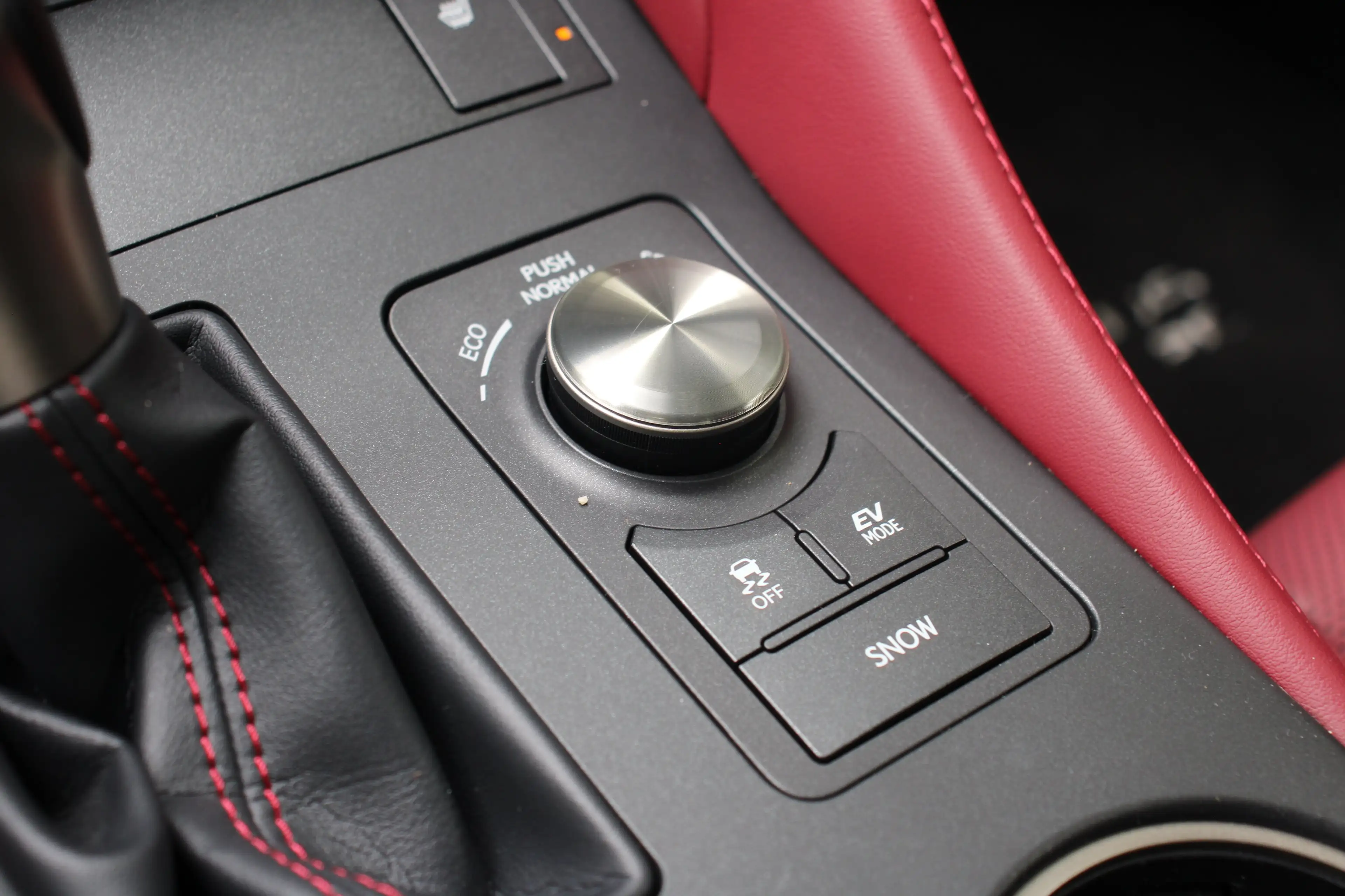 Lexus RC 300h | UNIEK! | CRUISE CONTROL |CAMERA | DODE HOEK DETE — photo 24