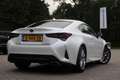 Lexus RC 300h | UNIEK! | CRUISE CONTROL |CAMERA | DODE HOEK DETE Weiß - thumbnail 34
