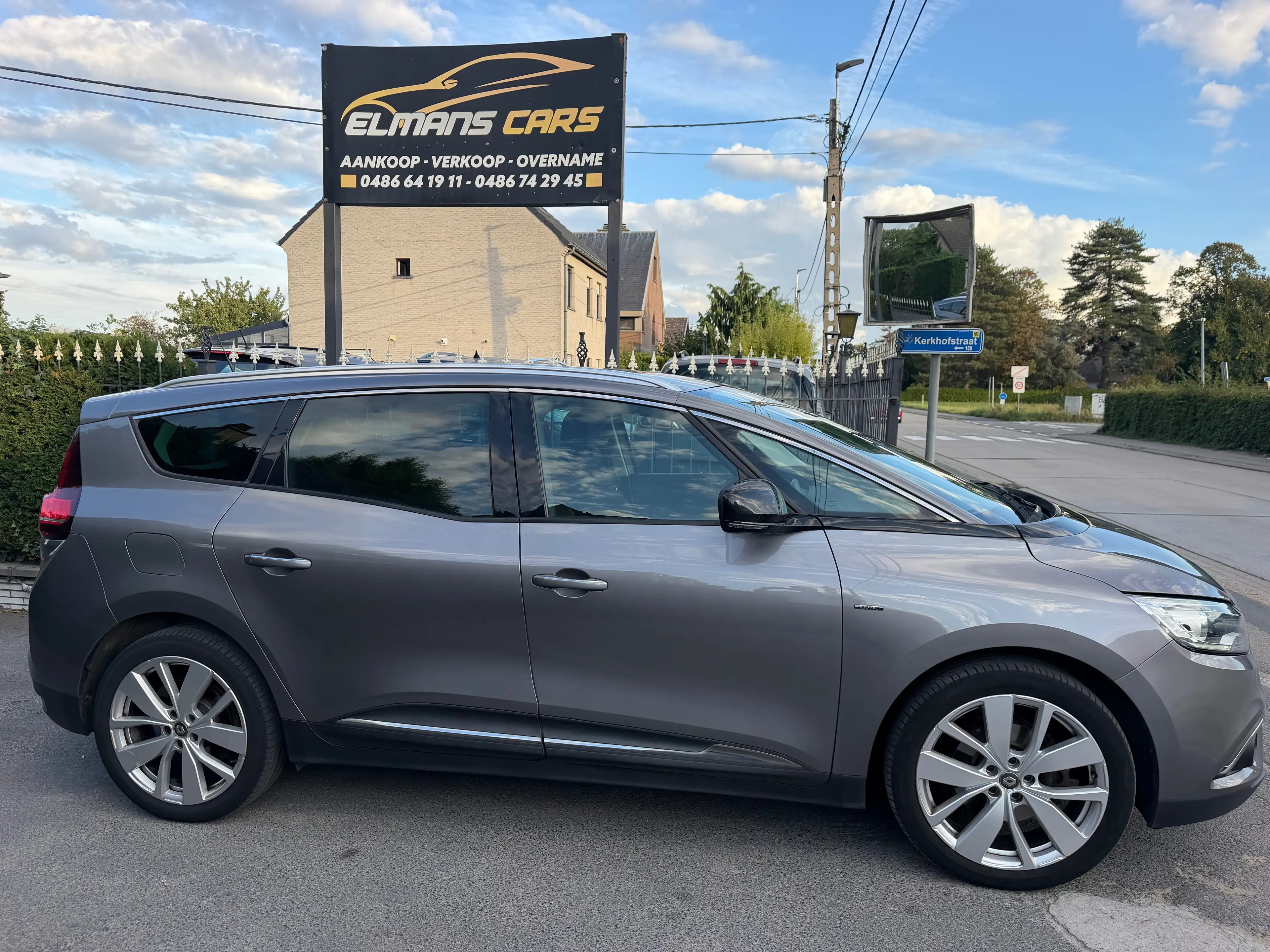Renault Grand Scenic Grand Scénic 1.33 TCe Limited — photo 4