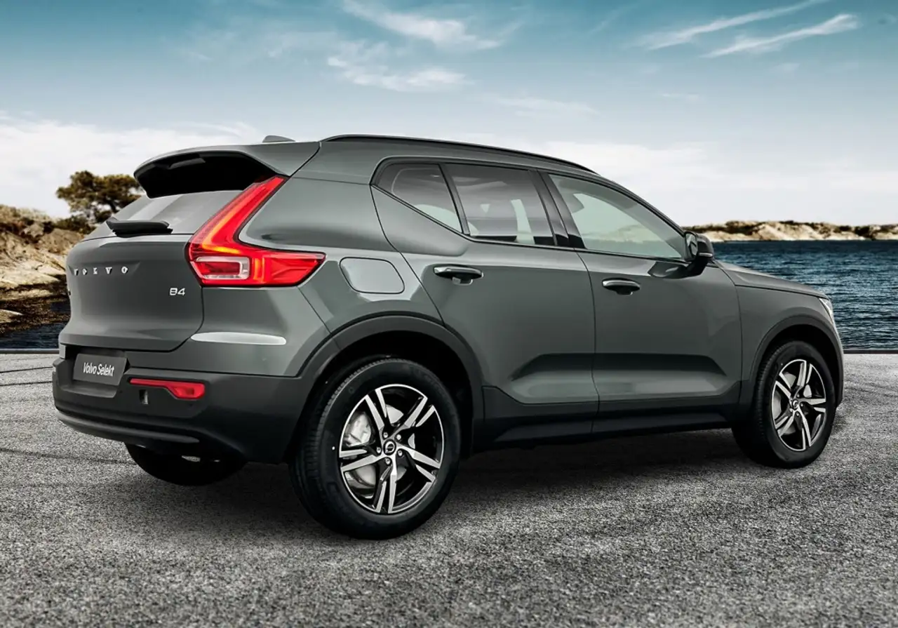 Volvo XC40 2026