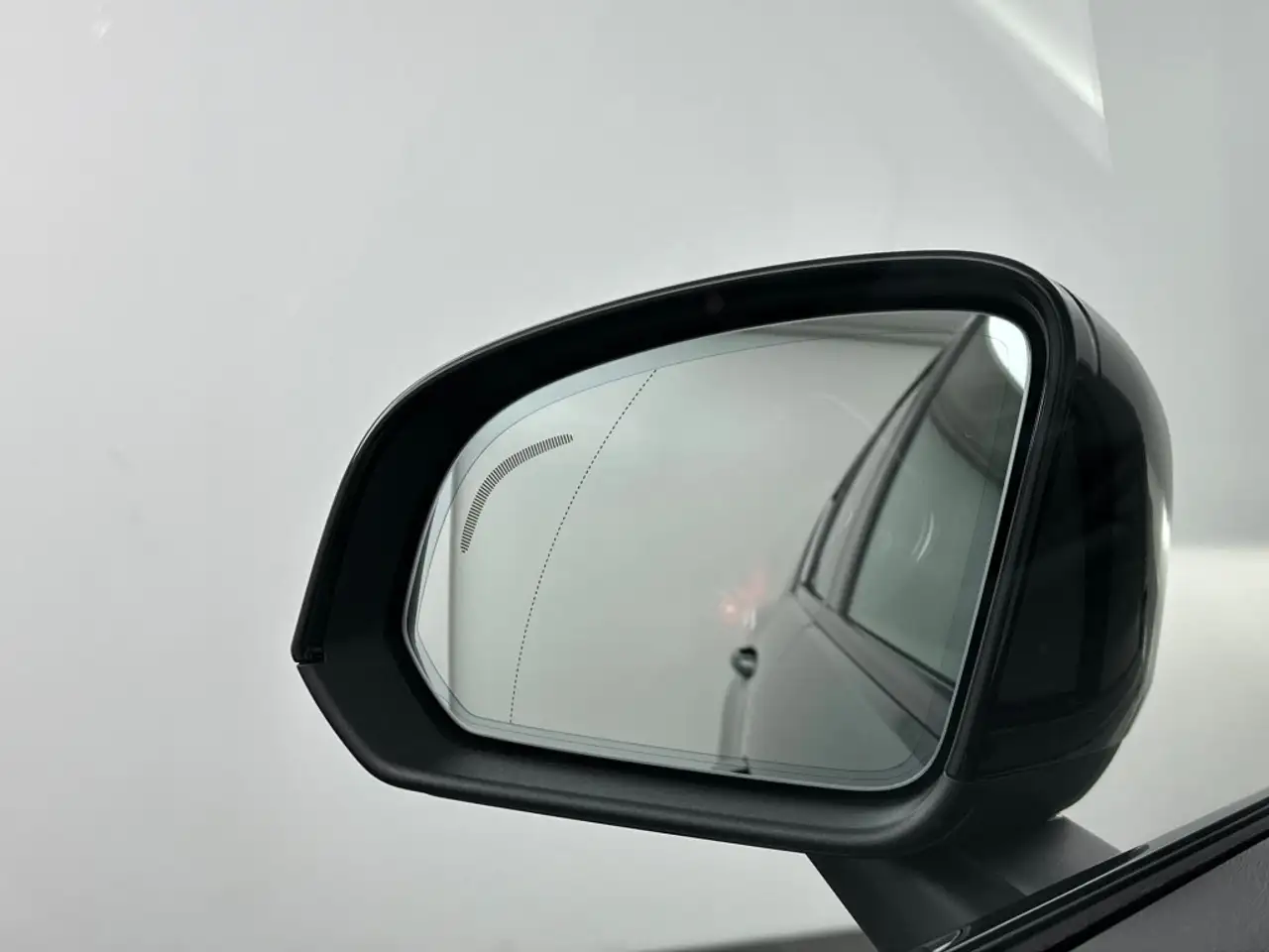 Volvo XC40 2026 — фото 12