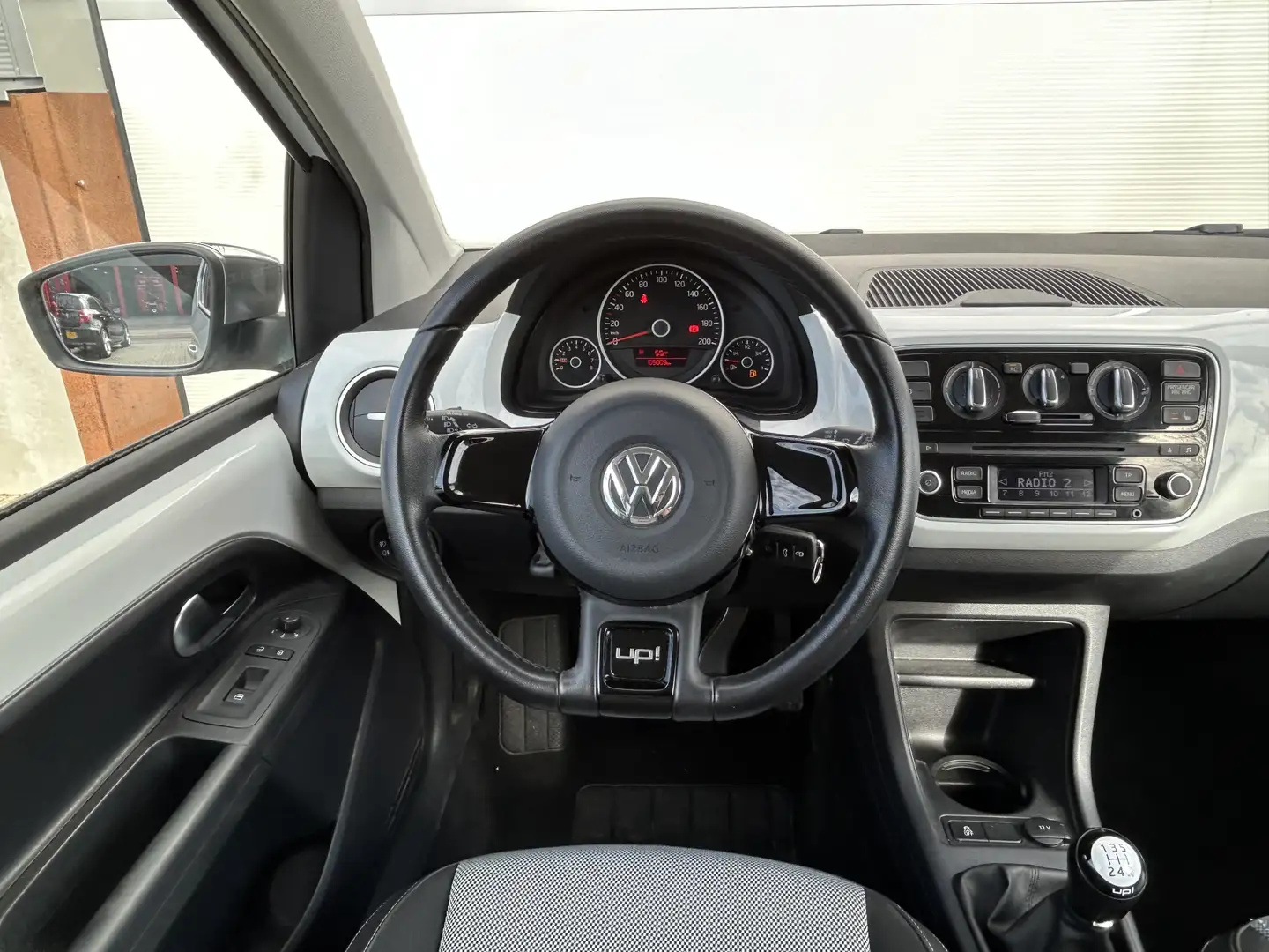 Volkswagen up! 1.0 high up! White Up! 75pk|Cruise|Parkeersensor Blanc - 2