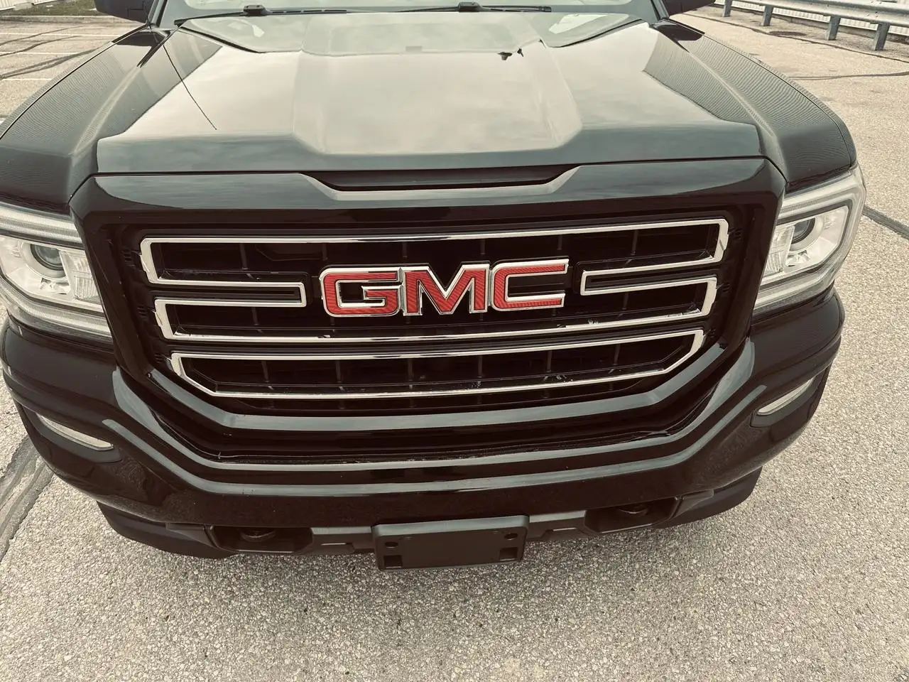 GMC Sierra 1500 снимка GMC Sierra 1500