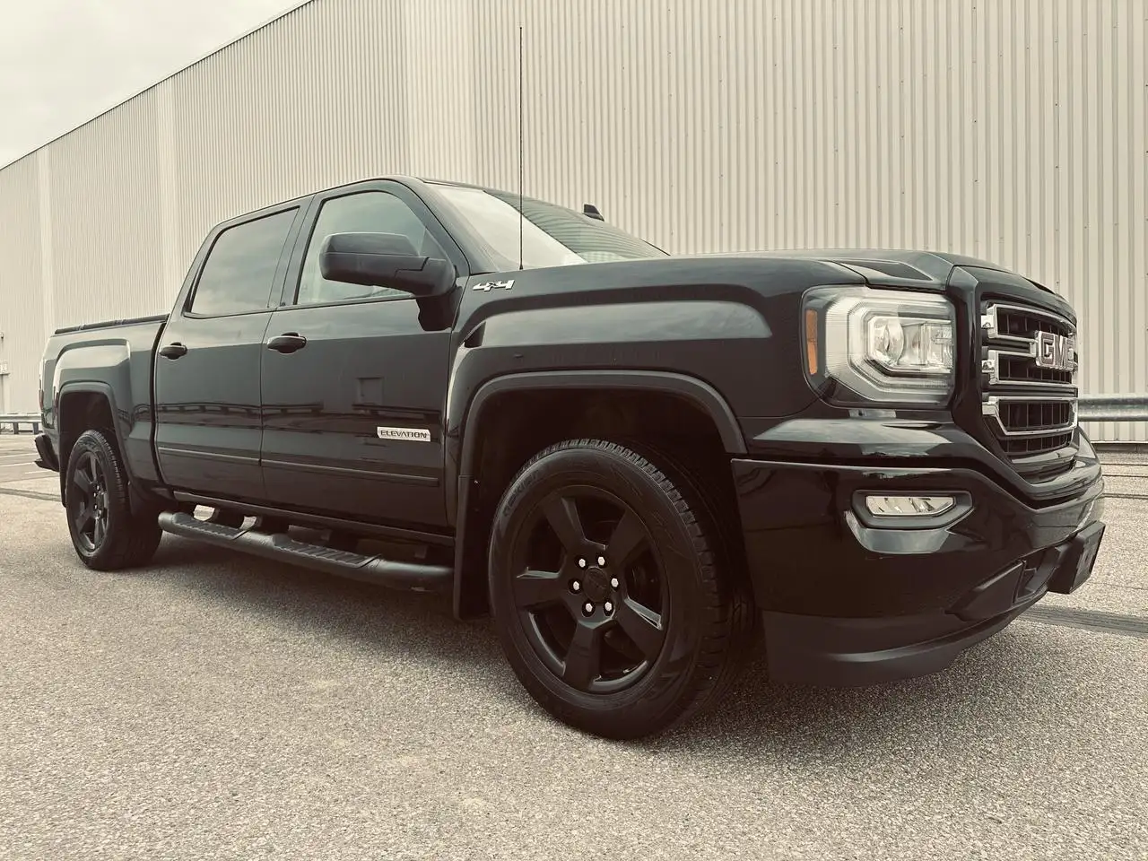 GMC Sierra 1500 снимка GMC Sierra 1500