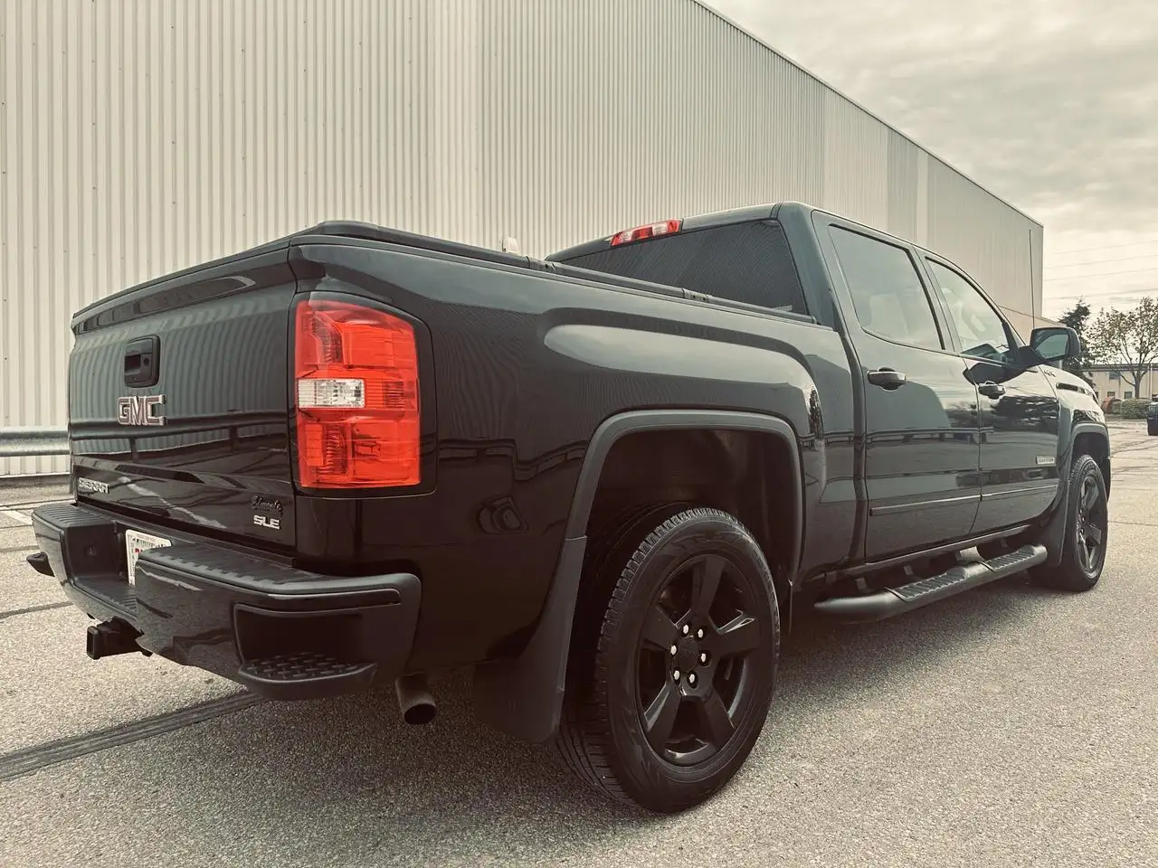 GMC Sierra 1500 снимка GMC Sierra 1500