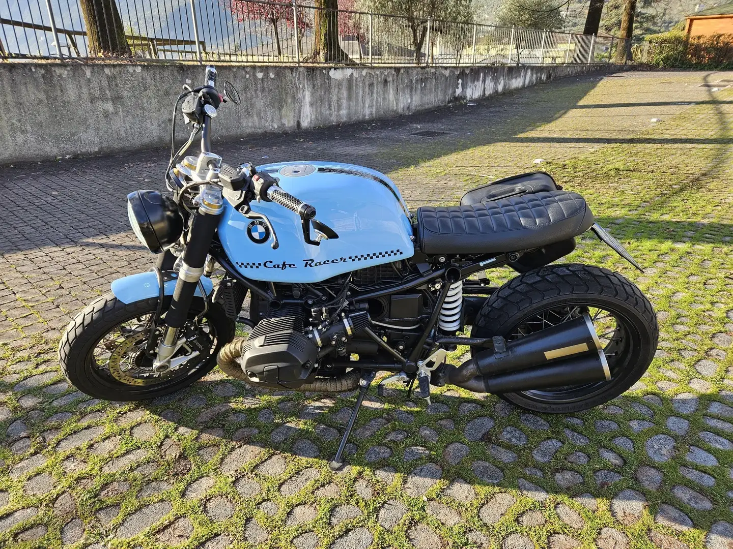 BMW R 12 nineT Nine T scrambler Blue - 1